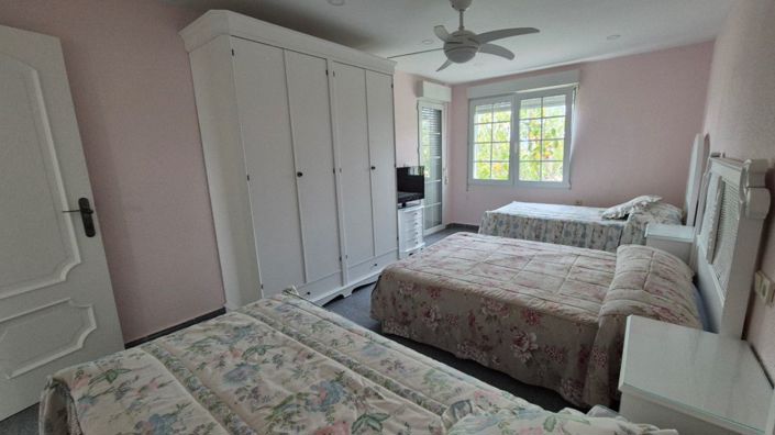 Image No.34-7 Bed Villa for sale