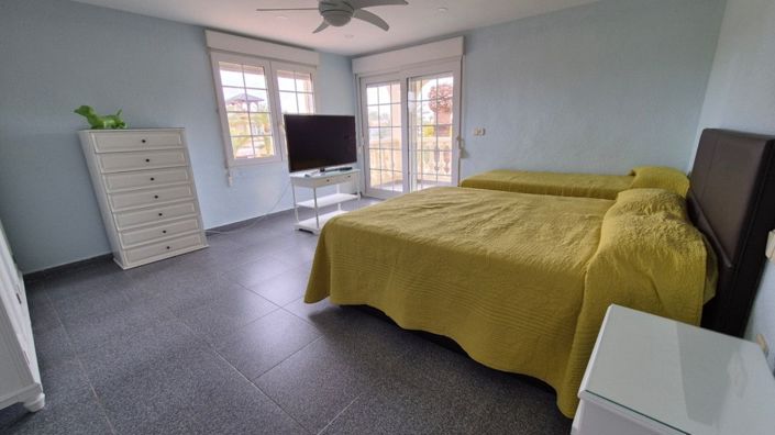 Image No.35-7 Bed Villa for sale