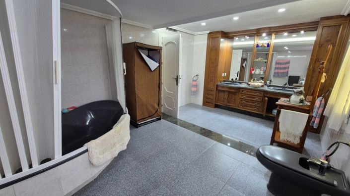 Image No.36-7 Bed Villa for sale
