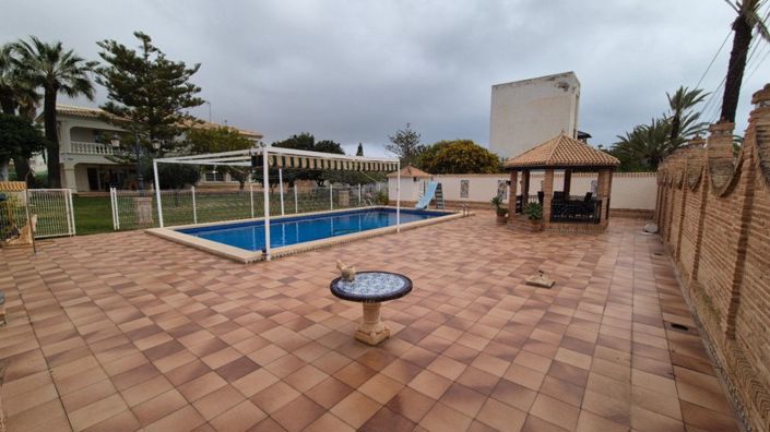 Image No.7-7 Bed Villa for sale