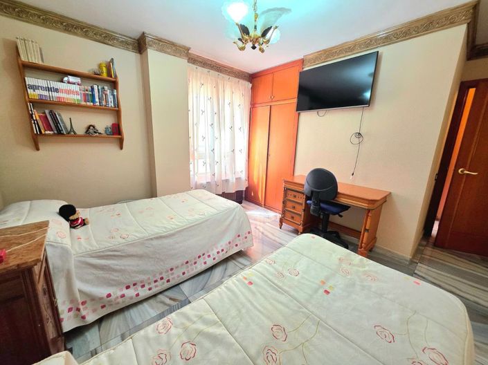Image No.19-3 Bed Apartment for sale