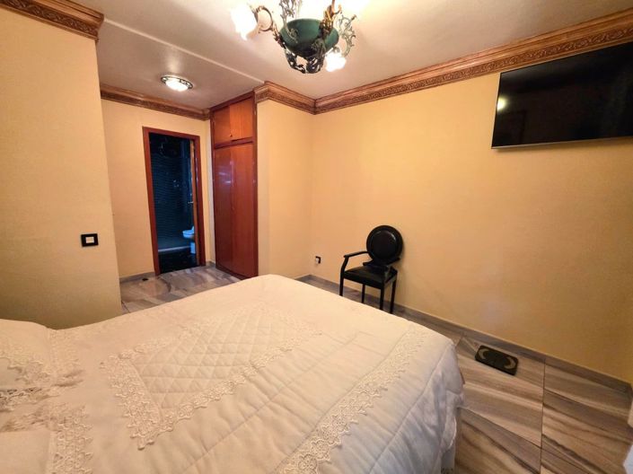 Image No.23-3 Bed Apartment for sale