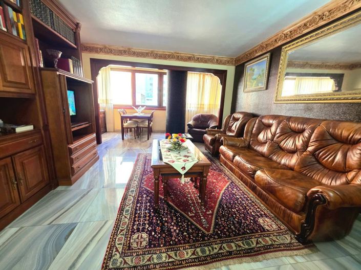 Image No.3-3 Bed Apartment for sale