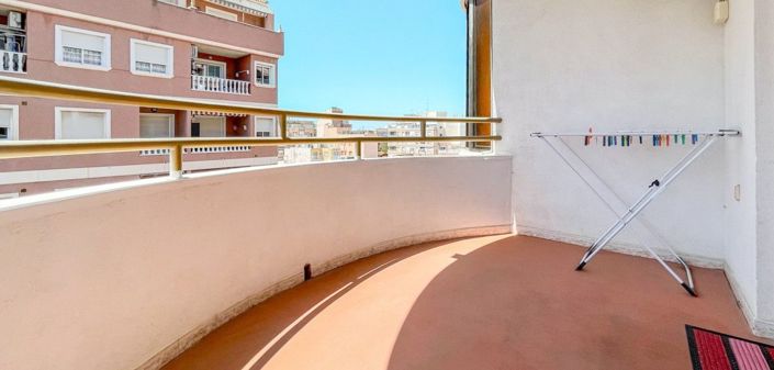 Image No.20-3 Bed Apartment for sale
