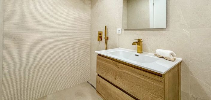 Image No.16-2 Bed Apartment for sale