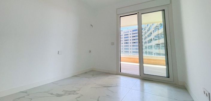 Image No.16-3 Bed Apartment for sale