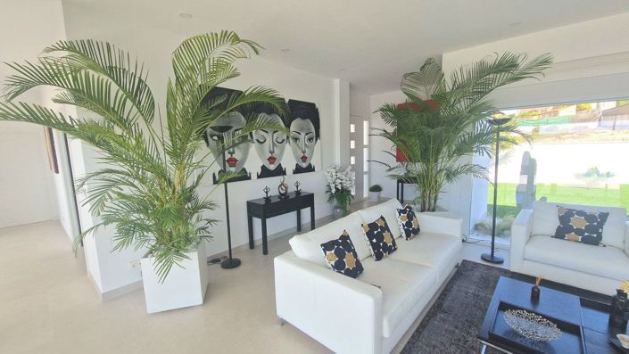 Image No.17-5 Bed Villa for sale