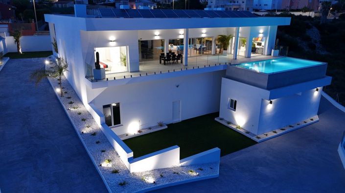 Image No.38-5 Bed Villa for sale