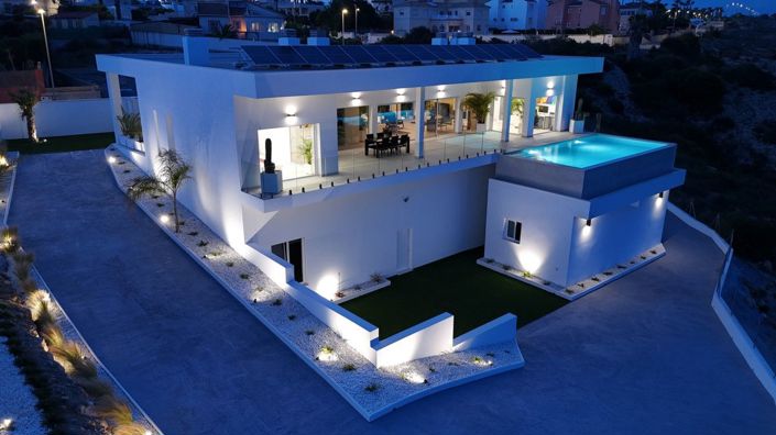 Image No.50-5 Bed Villa for sale