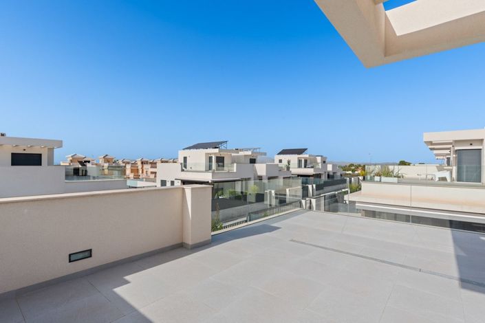 Image No.22-3 Bed Villa for sale