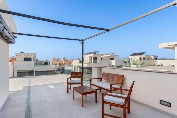 Image No.24-3 Bed Villa for sale