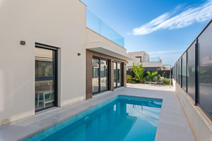 Image No.31-3 Bed Villa for sale