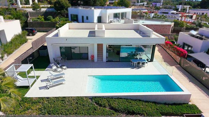 Image No.2-3 Bed Villa for sale