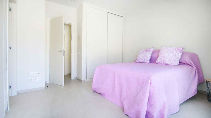 Image No.20-3 Bed Villa for sale