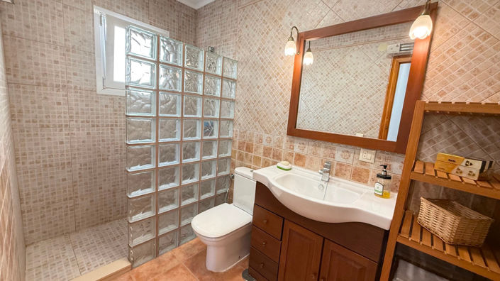 Image No.11-2 Bed Apartment for sale