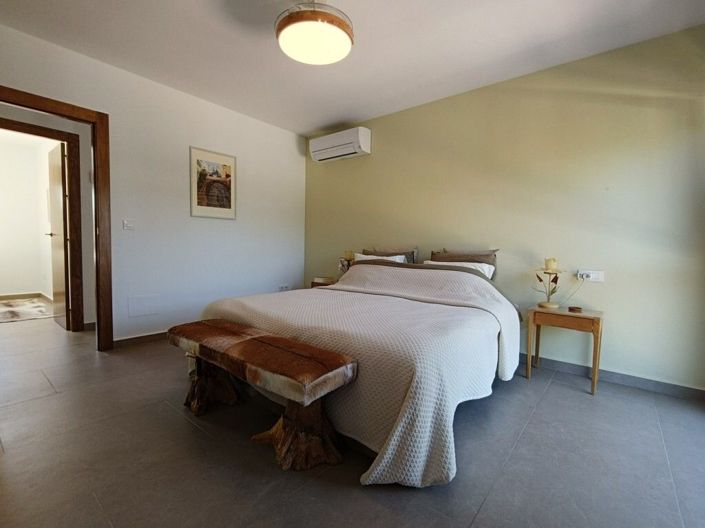 Image No.30-5 Bed Villa for sale