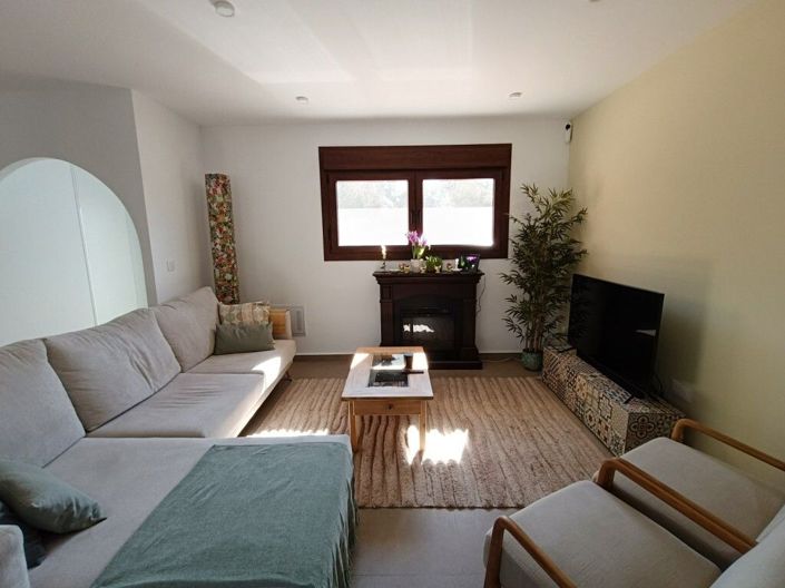 Image No.45-5 Bed Villa for sale