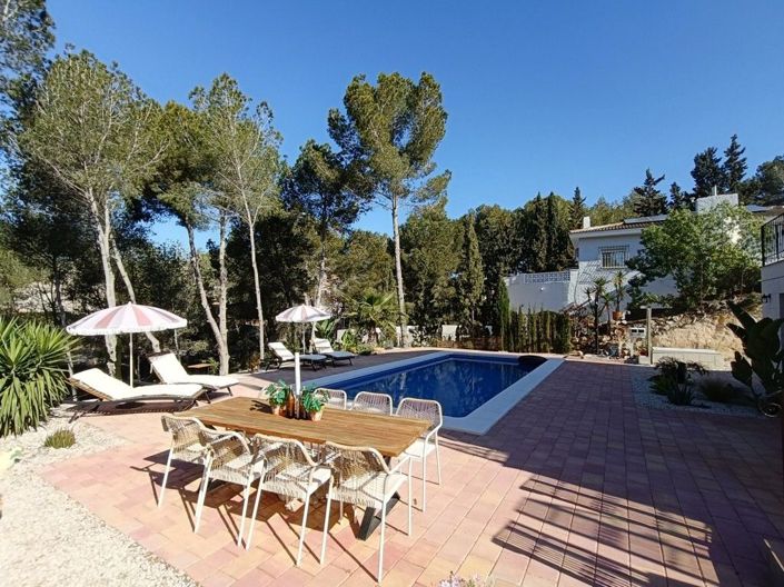 Image No.6-5 Bed Villa for sale