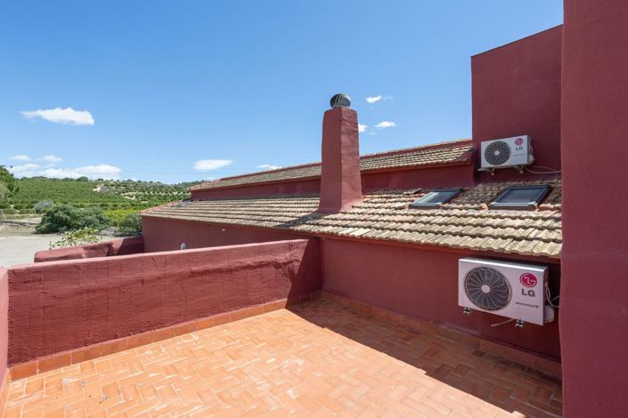 Image No.19-4 Bed Villa for sale