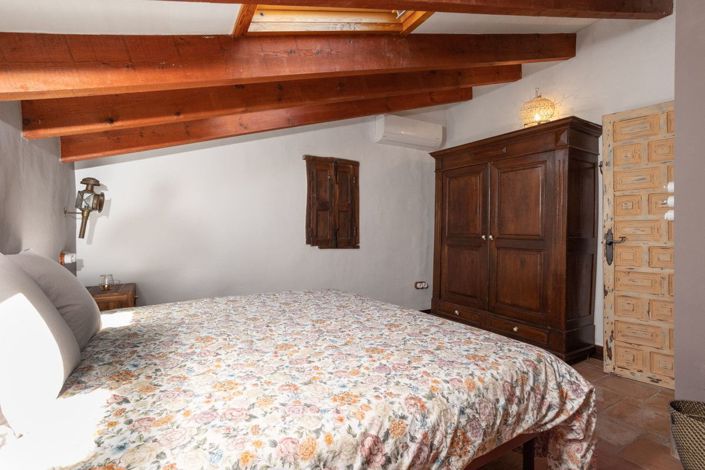 Image No.34-4 Bed Villa for sale