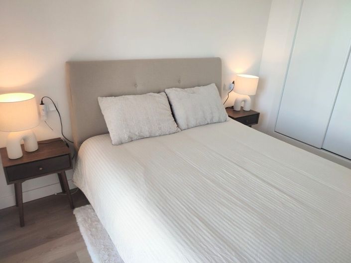 Image No.20-2 Bed Apartment for sale