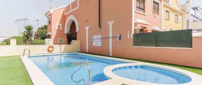 Image No.23-2 Bed House for sale