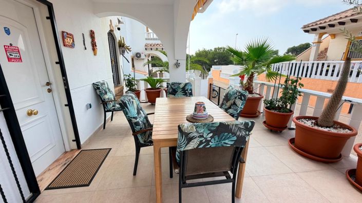 Image No.16-2 Bed House for sale