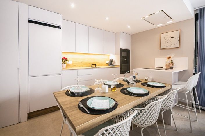 Image No.8-3 Bed Apartment for sale
