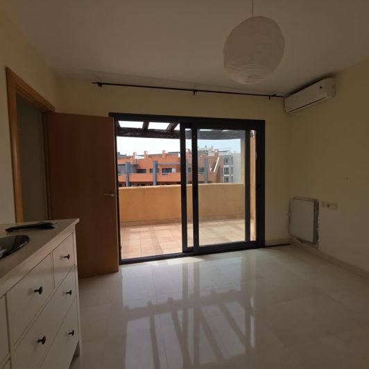 Image No.26-4 Bed House for sale