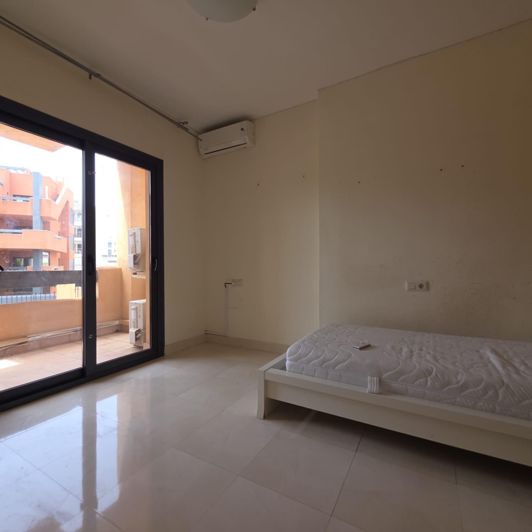 Image No.46-4 Bed House for sale