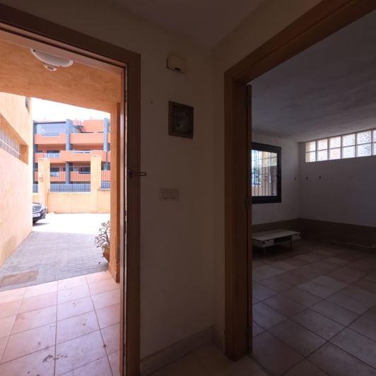 Image No.48-4 Bed House for sale