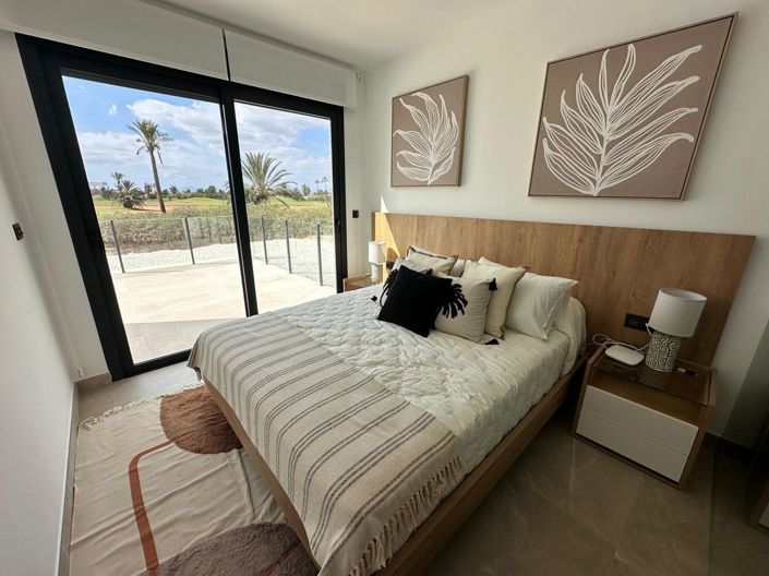 Image No.27-3 Bed Villa for sale