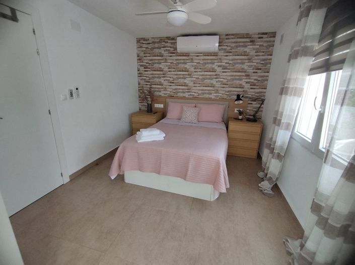 Image No.30-5 Bed Villa for sale