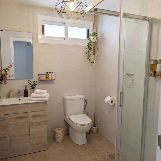 Image No.37-5 Bed Villa for sale