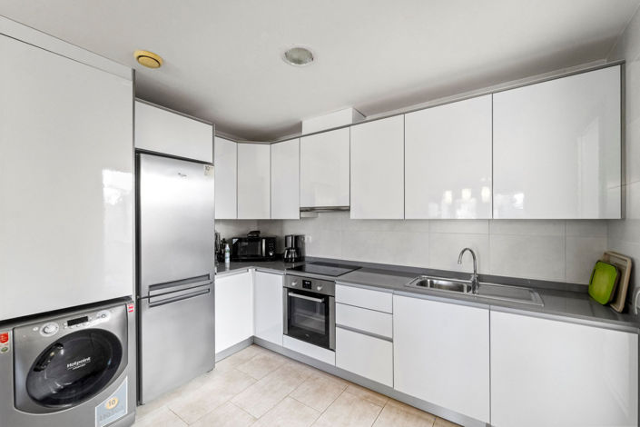 Image No.9-2 Bed Apartment for sale