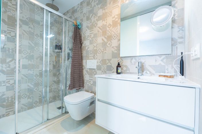 Image No.18-2 Bed Apartment for sale