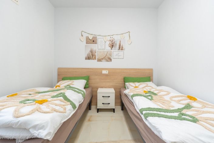 Image No.19-2 Bed Apartment for sale