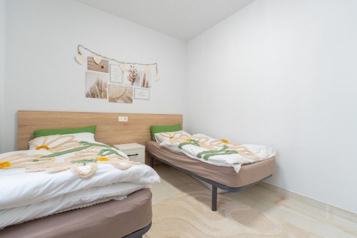 Image No.20-2 Bed Apartment for sale