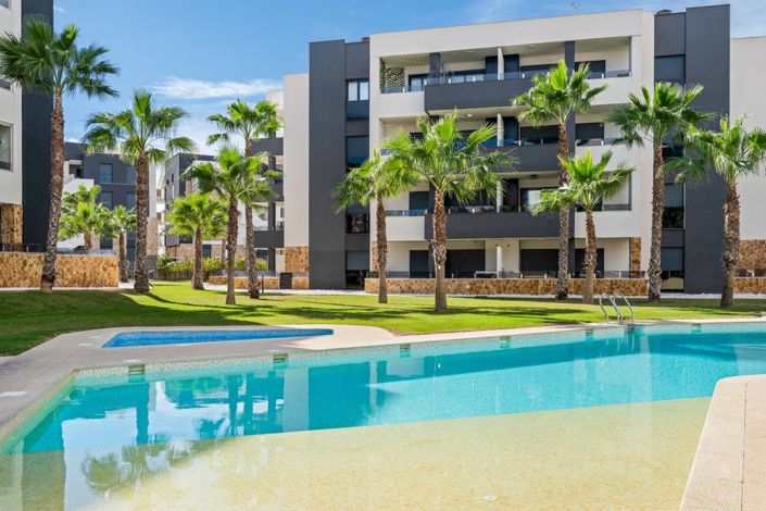 Image No.23-2 Bed Apartment for sale