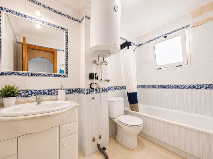 Image No.11-2 Bed Apartment for sale
