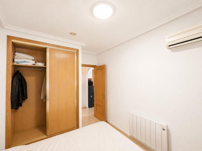 Image No.12-2 Bed Apartment for sale