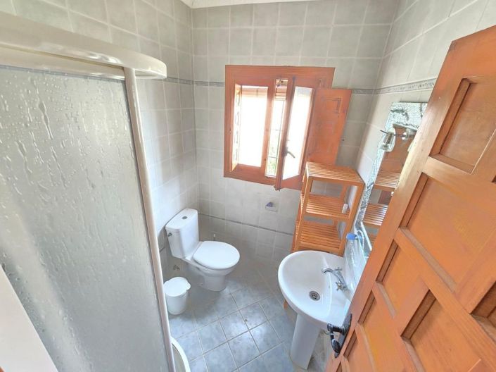 Image No.29-4 Bed Villa for sale