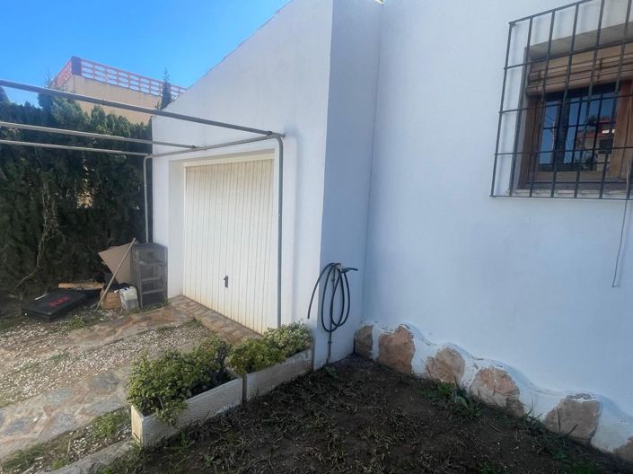 Image No.8-4 Bed Villa for sale