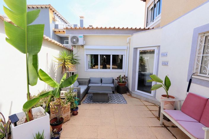 Image No.32-3 Bed Villa for sale