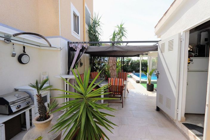 Image No.36-3 Bed Villa for sale