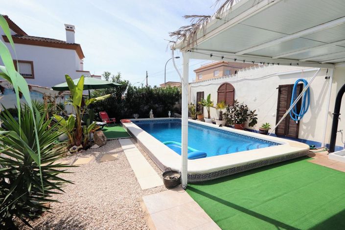 Image No.41-3 Bed Villa for sale
