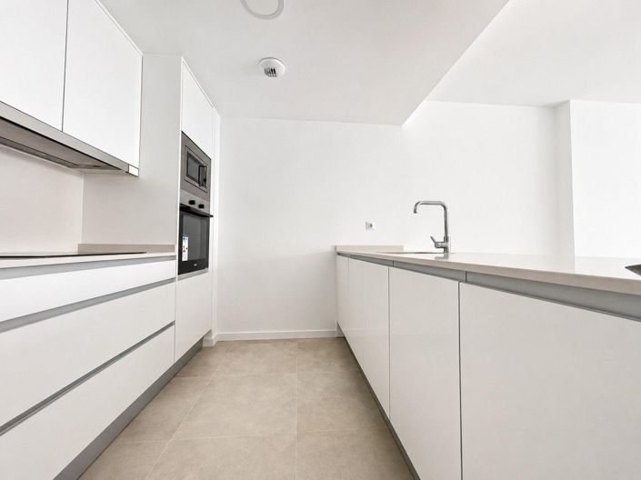 Image No.16-2 Bed Apartment for sale