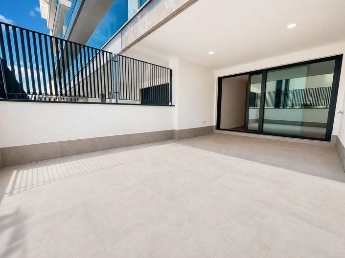 Image No.2-2 Bed Apartment for sale