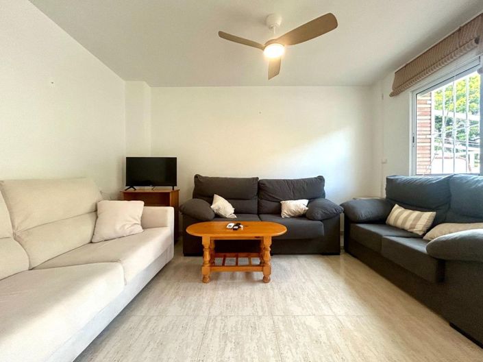 Image No.5-3 Bed House for sale
