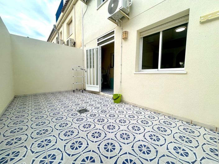 Image No.9-3 Bed House for sale